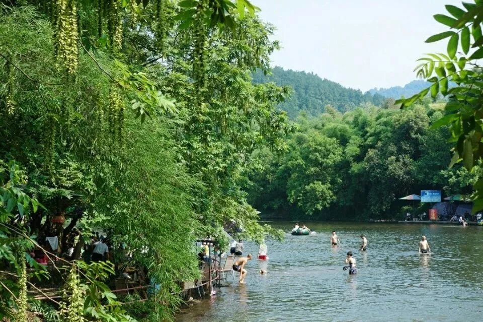 耍水| 成都市内周边巴适清凉耍水地,夏日续命锦囊,收藏了周末就去!