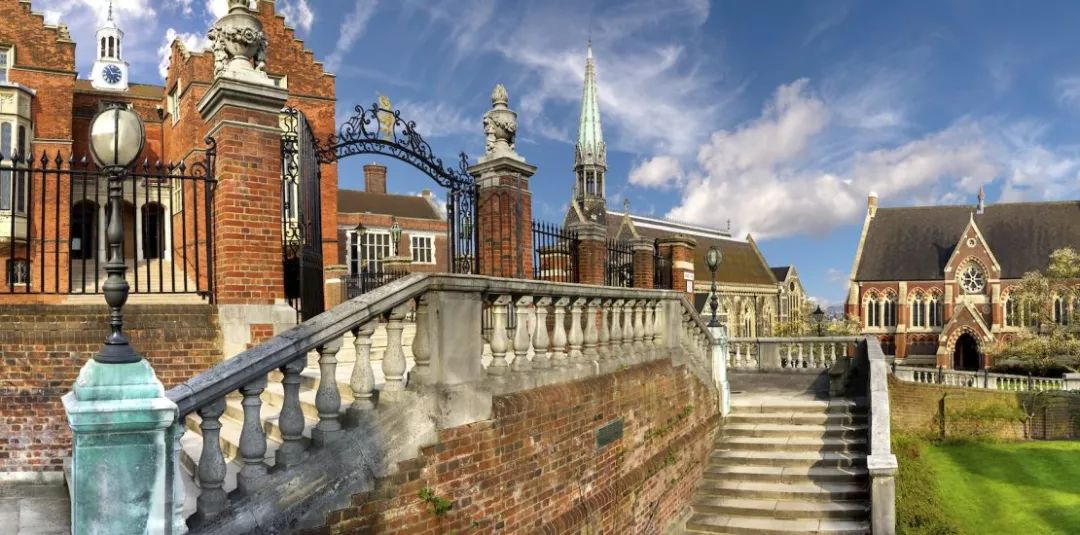 英国最顶尖的男校 harrow school