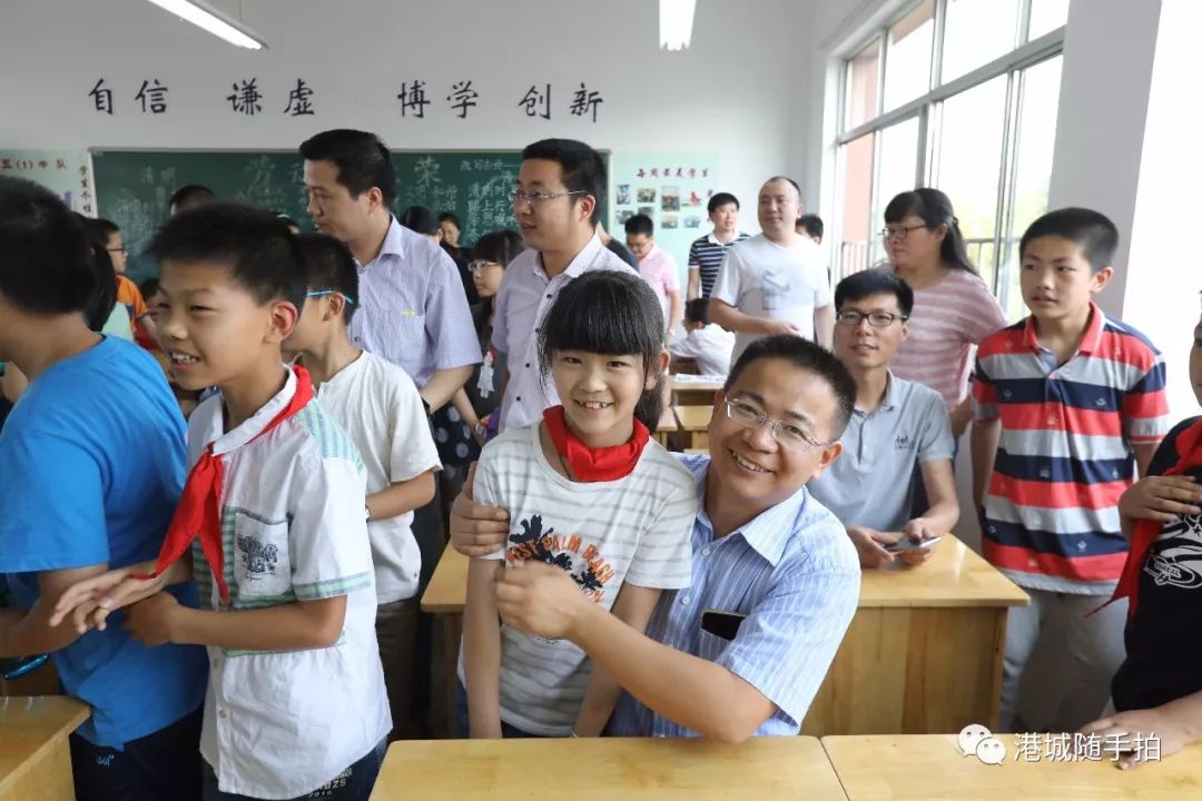 万红毕业季再见了我的万红小学回忆照片里的小学成长六季