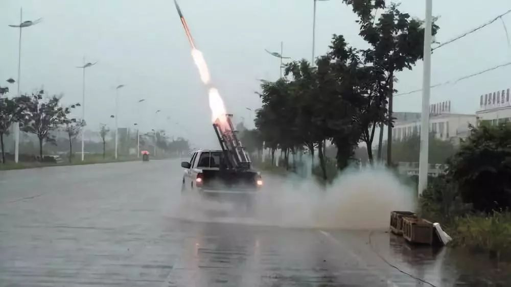 平江发射37枚增雨火箭,人工降雨!