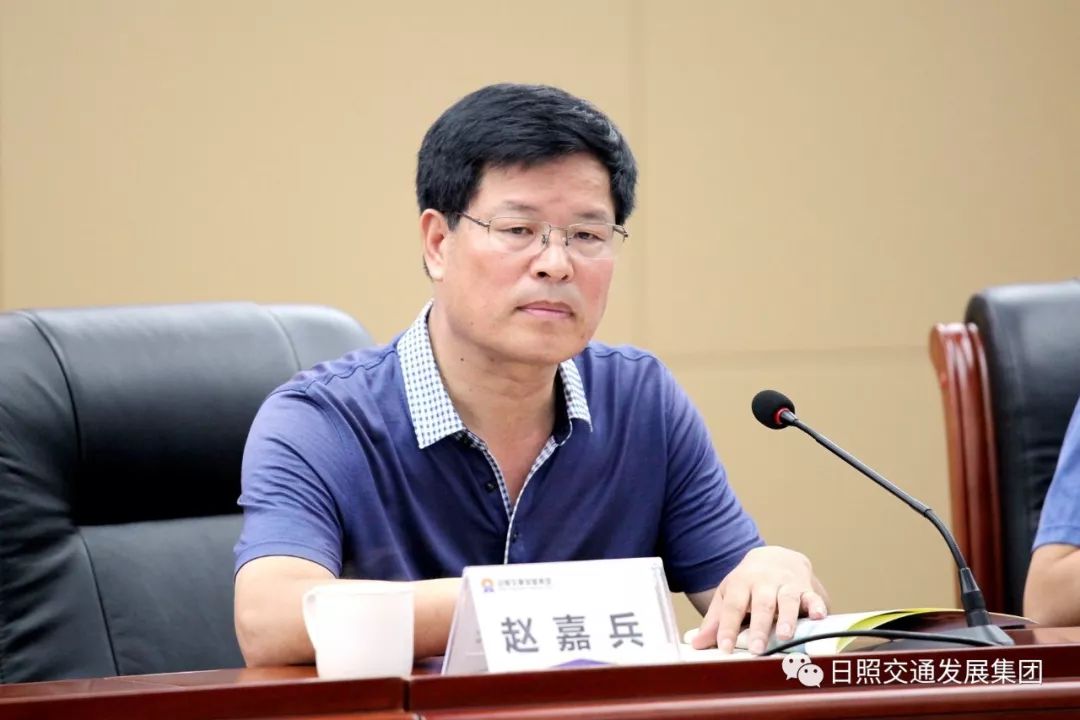 市委宣传部副部长,市文明办主任赵嘉兵,集团党委书记,董事长金立柱