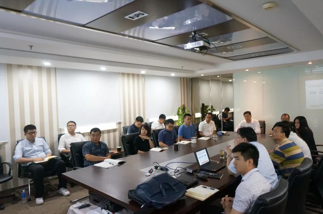 21日在北京召开,各部门与子公司的负责人参加会议并做分析总结