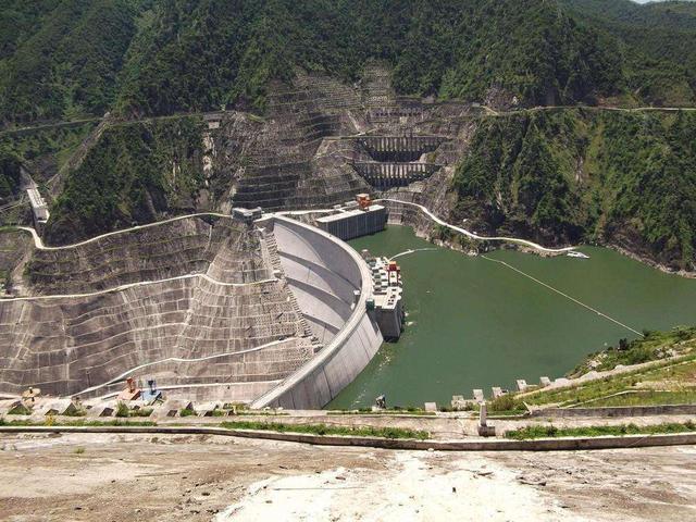 全球20大水电站11个在中国多在四川怪不得四川是比特币矿区