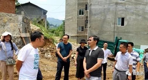 攻坚时刻:撒兰忠率督战组督战庙坝脱贫攻坚工作