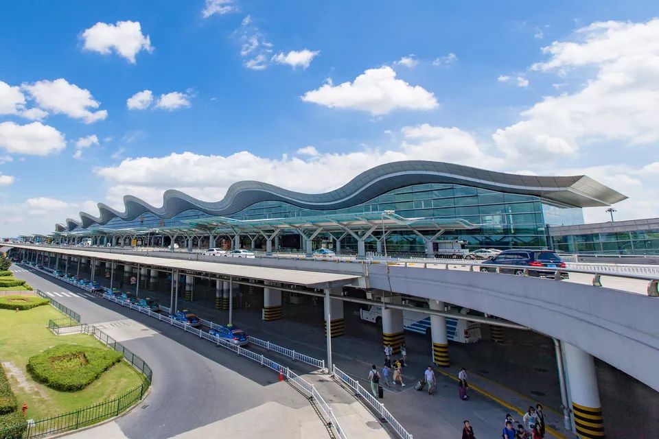 温馨提示杭州萧山国际机场t1航站楼本周五7月27日重新启用高架桥小车