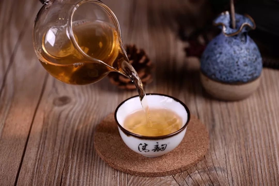 喝功夫茶就比大碗茶要高级吗?