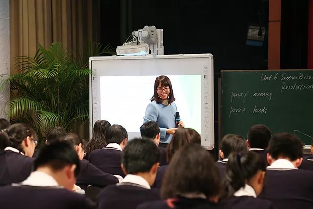 有温度的教师教师进修学校曹群珍她可信可敬是年轻教师职业道路上的