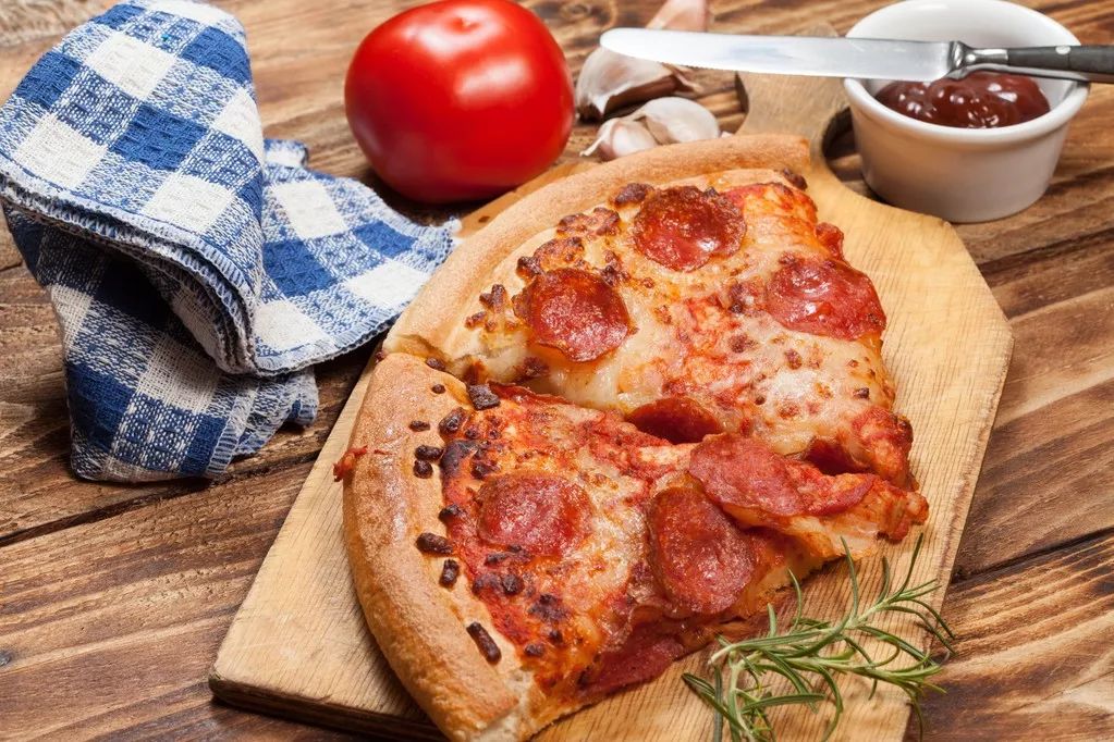  Irresistible Pizza Crust Recipe: Create the Perfect Base for Your Gourmet Pizzas