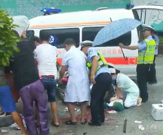 乐业鬼火摩托急速撞上三轮车,造成一人当场死亡