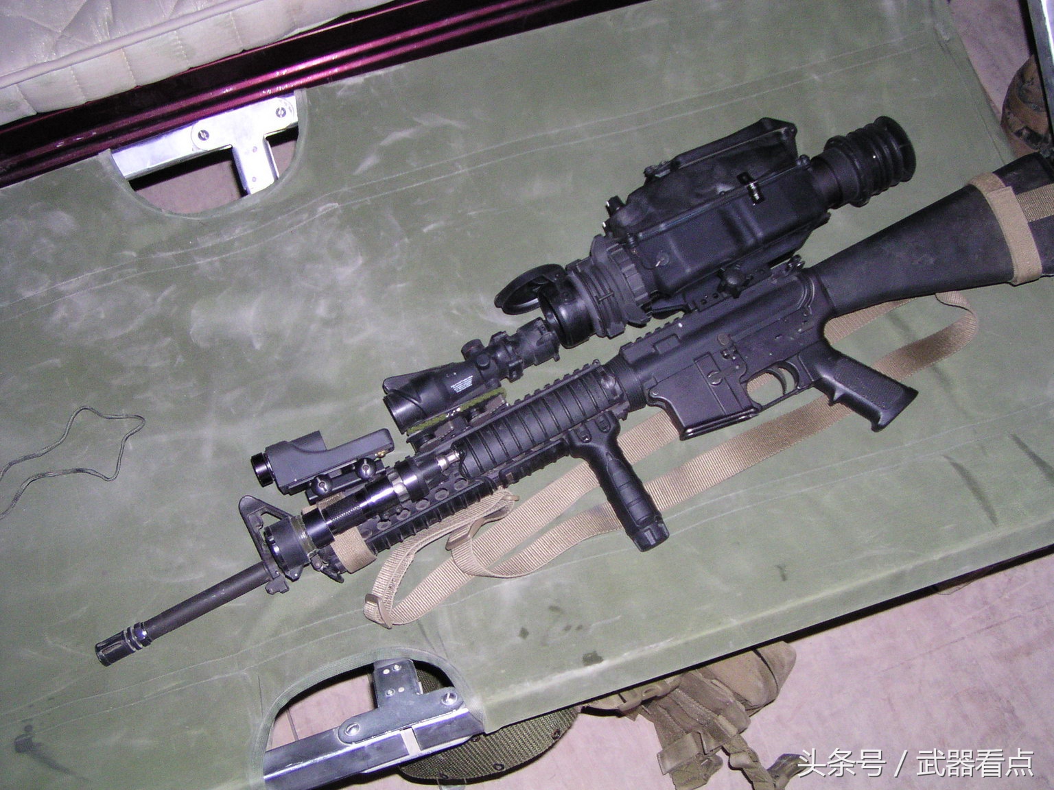 军事丨m16a4制式步枪,瞄具采用了许多新的技术