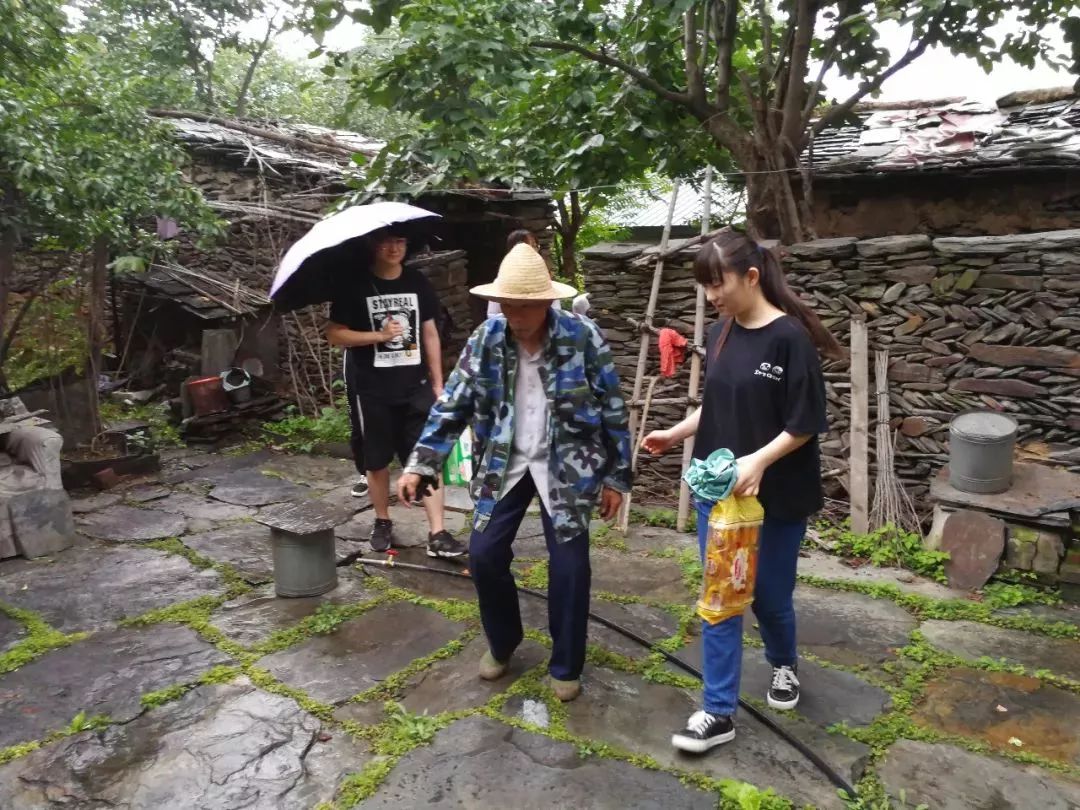 古老又坚毅的村庄花港村