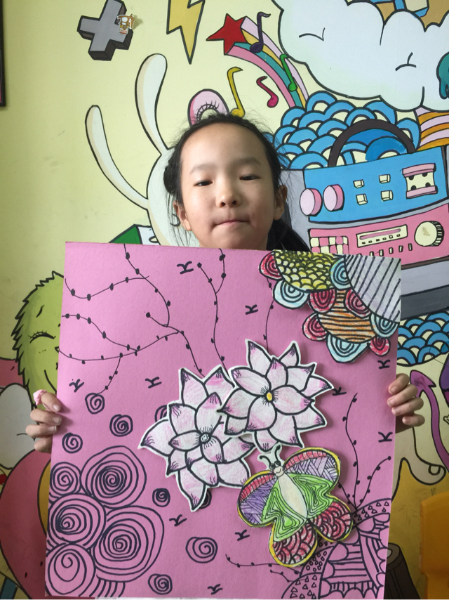 创意儿童画作品欣赏-荷花和蝴蝶主题