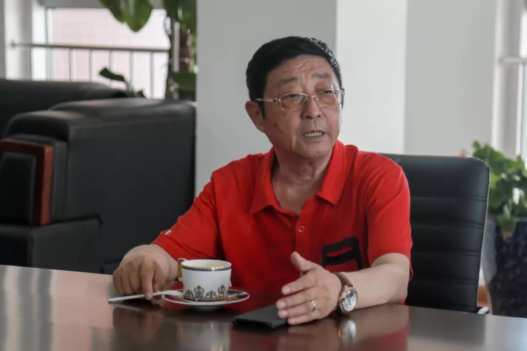 什么叫董事长_董事长办公室图片