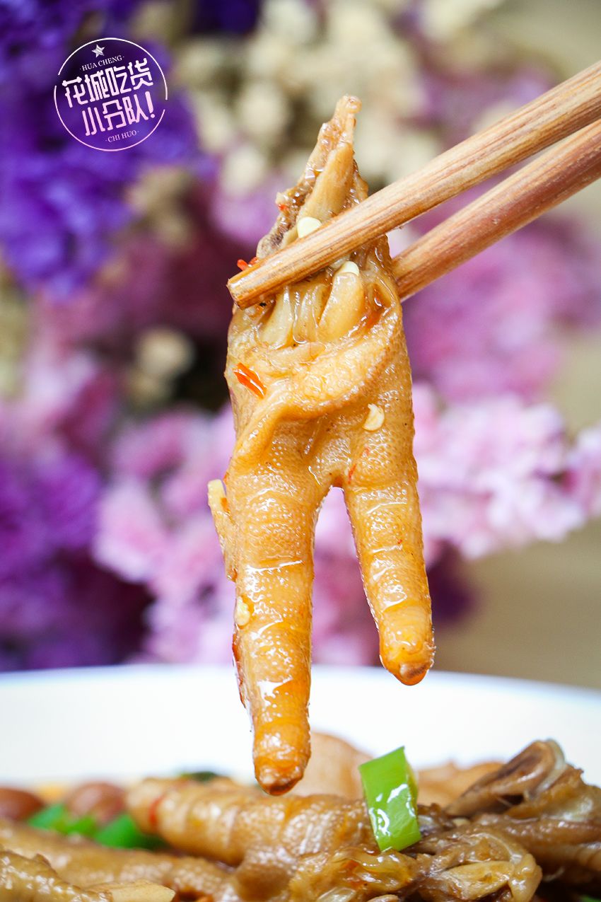 吃一口就飚泪!这可能是我吃过最辣的兔子!敢吃你就来!送你100瓶啤酒!