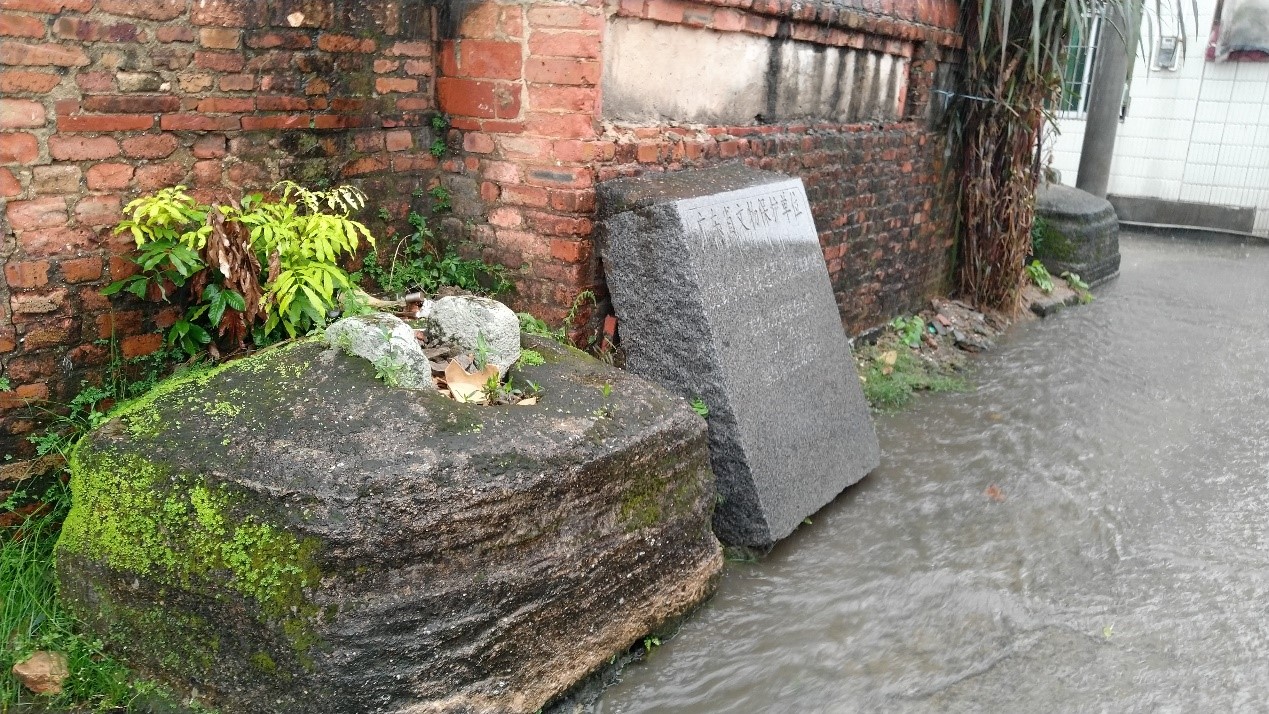 民意,组织义勇团练1500人,总部在黄略镇高碧村潜移书院,团总冯绍琮