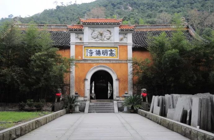 闻见寺庙的味道:你意想不到的高明寺