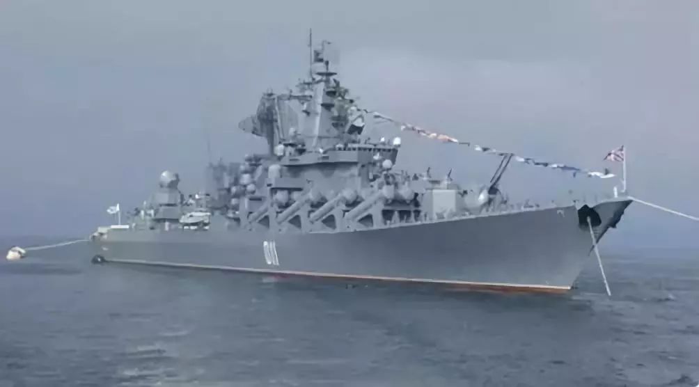 震撼！俄海上大閱兵 "航母殺手"等40艘軍艦參與 國際 第1張