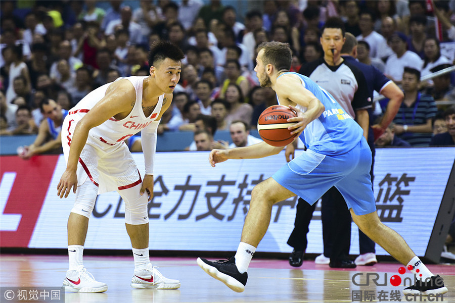 国际男篮锦标赛昆山站:中国红队72-70乌克兰