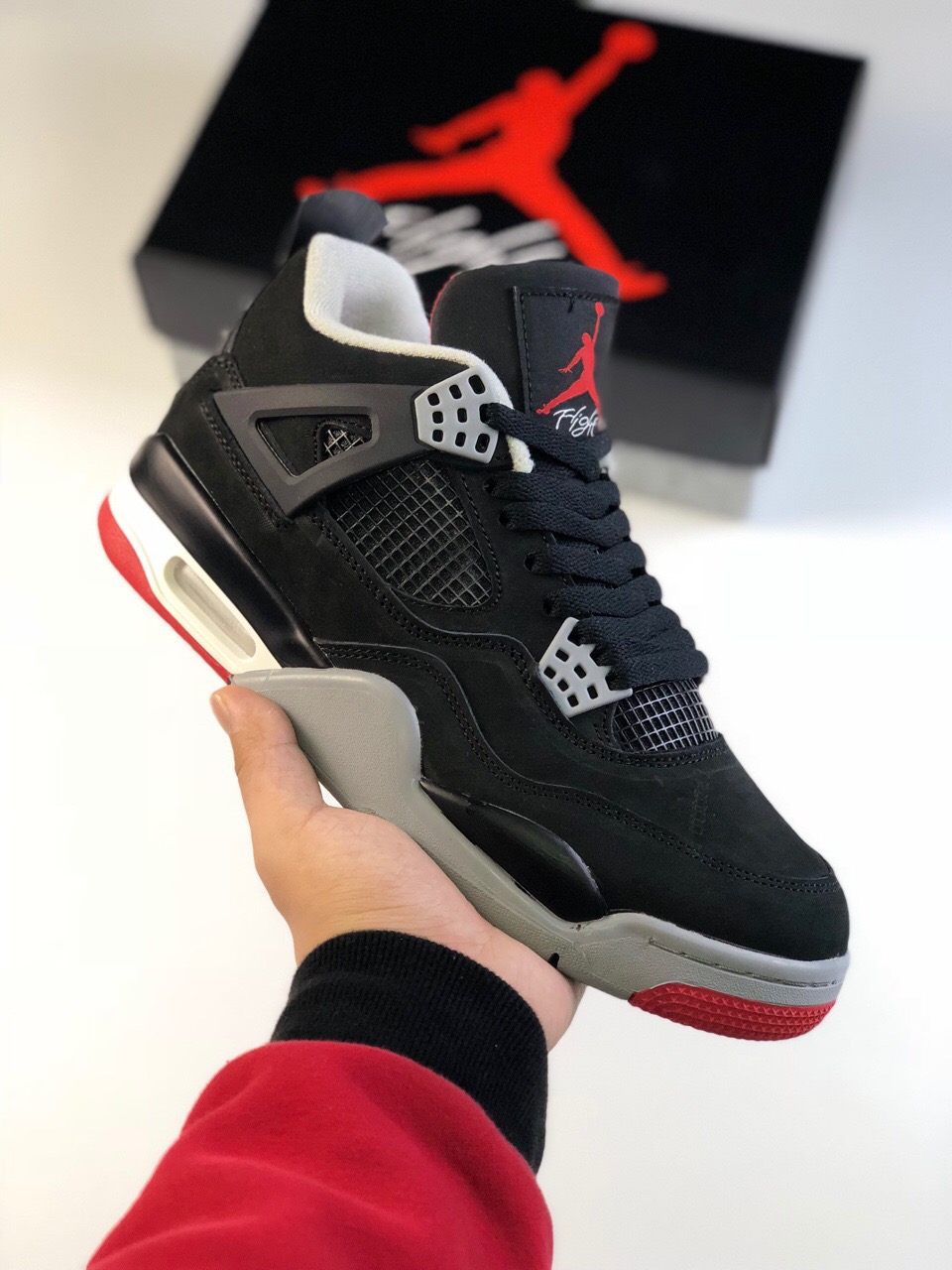 aj4红色怎么穿搭(2)