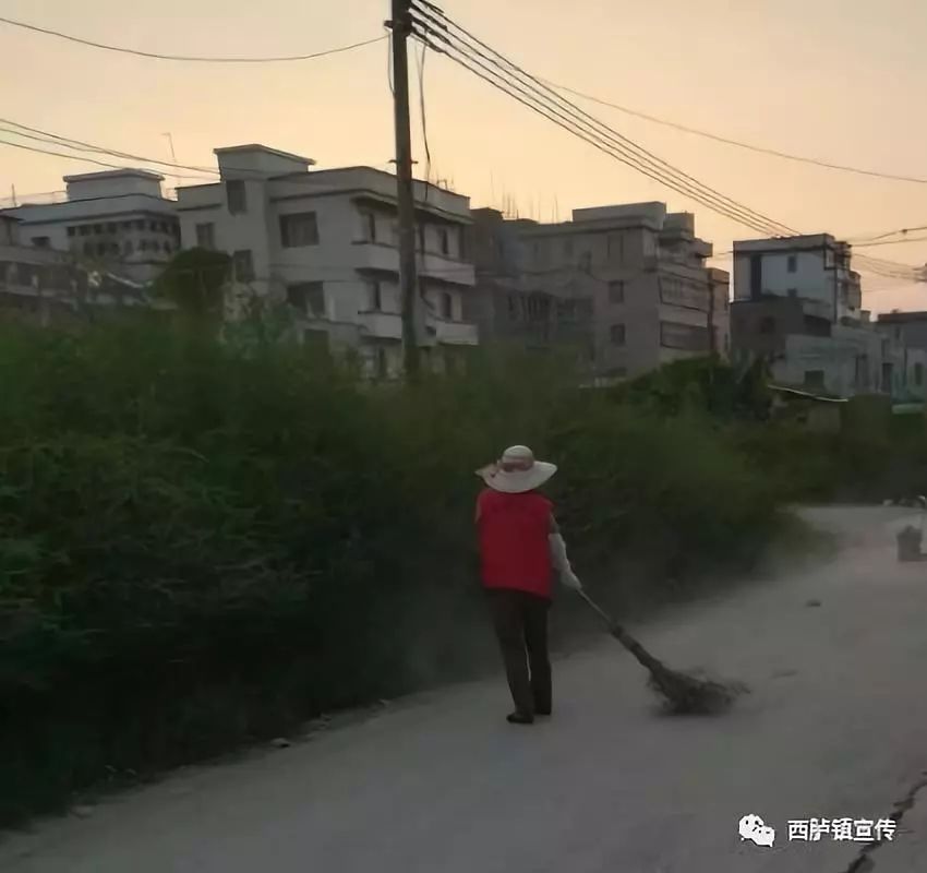 西胪镇人口_西胪镇青山村圣格酒吧(2)