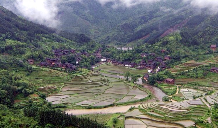 柳州最美丽乡村之一融水田头苗寨景区