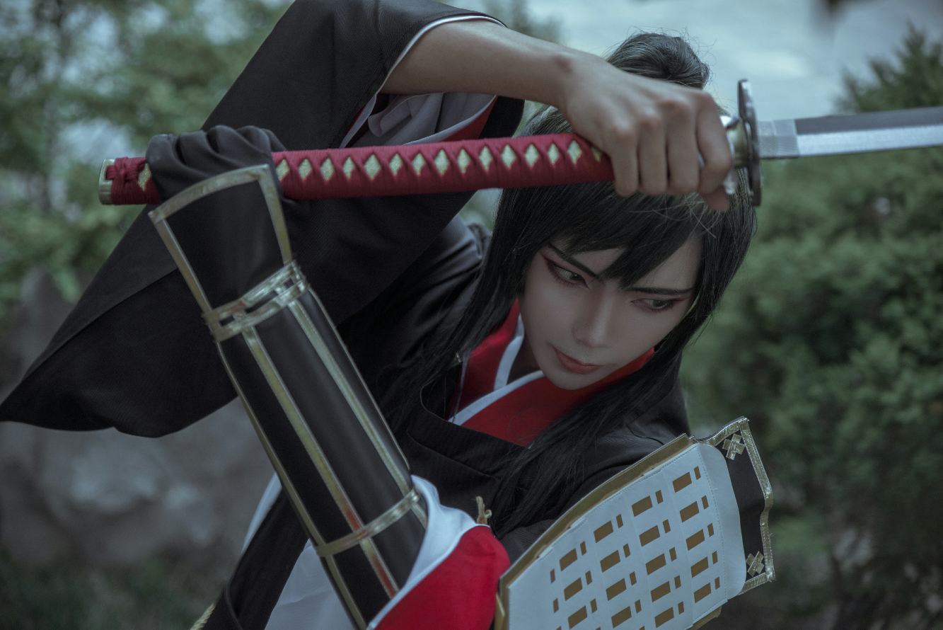 页游刀剑乱舞太郎太刀cosplay正片欣赏