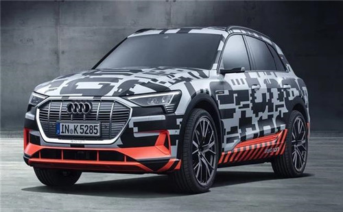 奧迪首款純電動車型e-tron quattro 即將全球首發 汽車 第2張