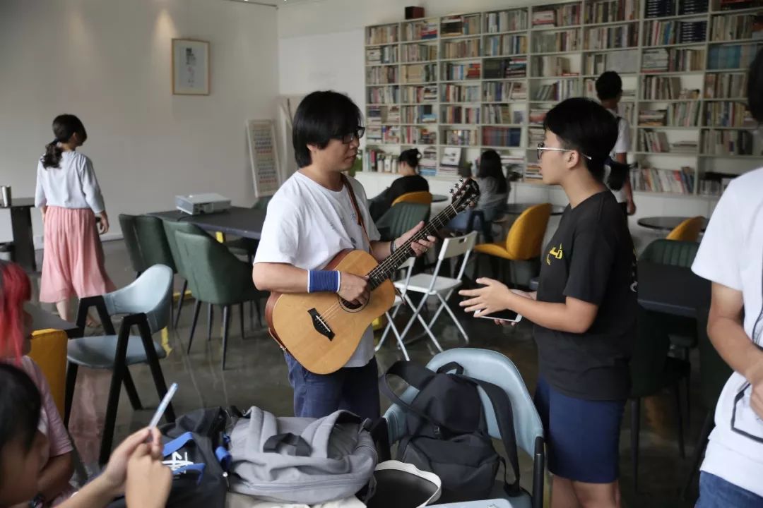 好奇学校做事课梁俊分享会总结