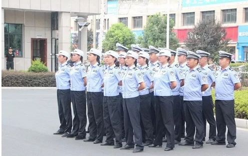 太帅了!电动警车交付女子骑警队亮相十堰街头