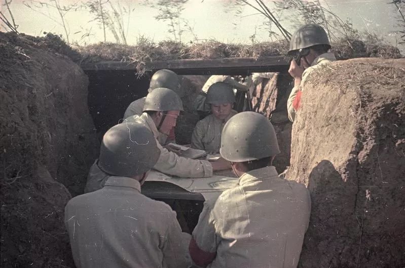 中国1949年人口_阅读材料,完成下列要求 上图反映了我国1949年以来的人口迁移主(2)