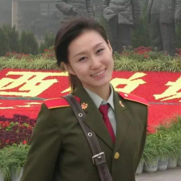 石雪洁 服役时间:2001年—2007年 服役部队:中国人民解放军第二炮兵