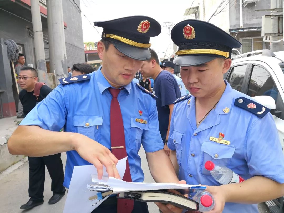 闷热的天气让人难以忍受,尽管天气"高烧"不退,但顺义区工商局,区环保