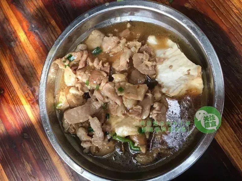 信宜翻寻味小哥哥带你去吃旧邮电局那的老字号豆腐饭