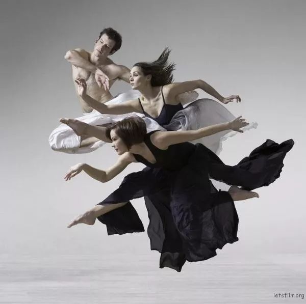 瞬间凝固成永恒,拍摄舞蹈记录人体的动感美学