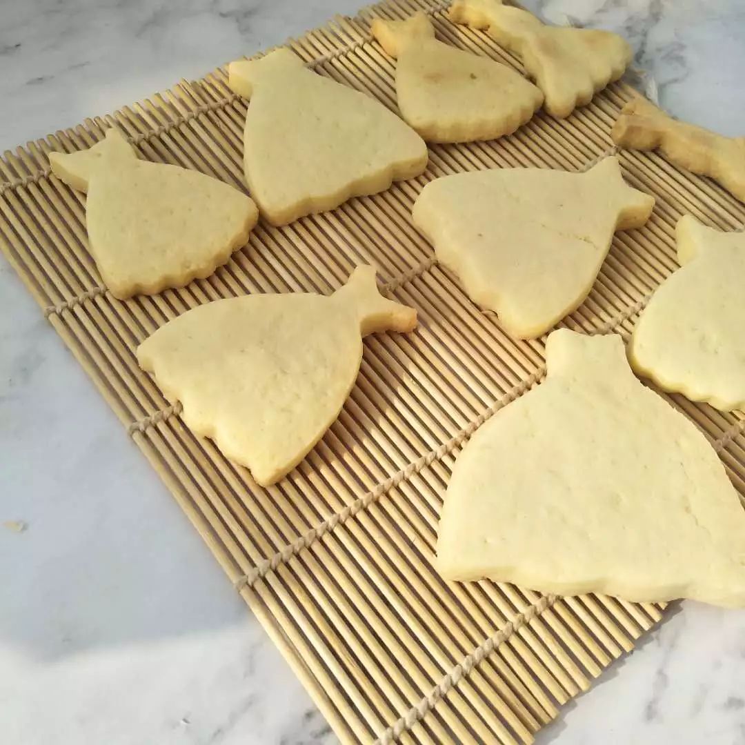 婚纱饼干_饼干卡通图片