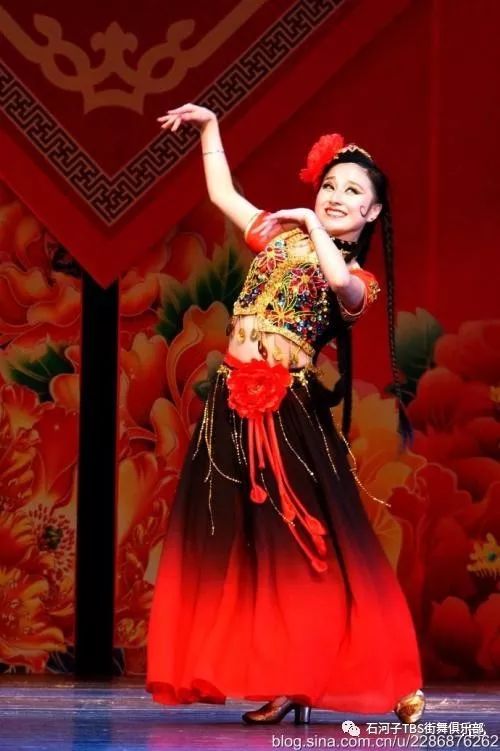 「tbs舞世界班型指南」异域风情新疆舞,把新疆美带到全国各地!
