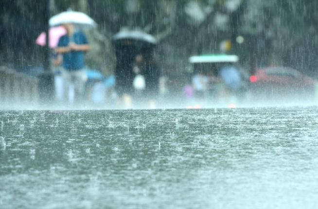 雷阵雨 中雨 局地大雨,今晚开始,连下三天