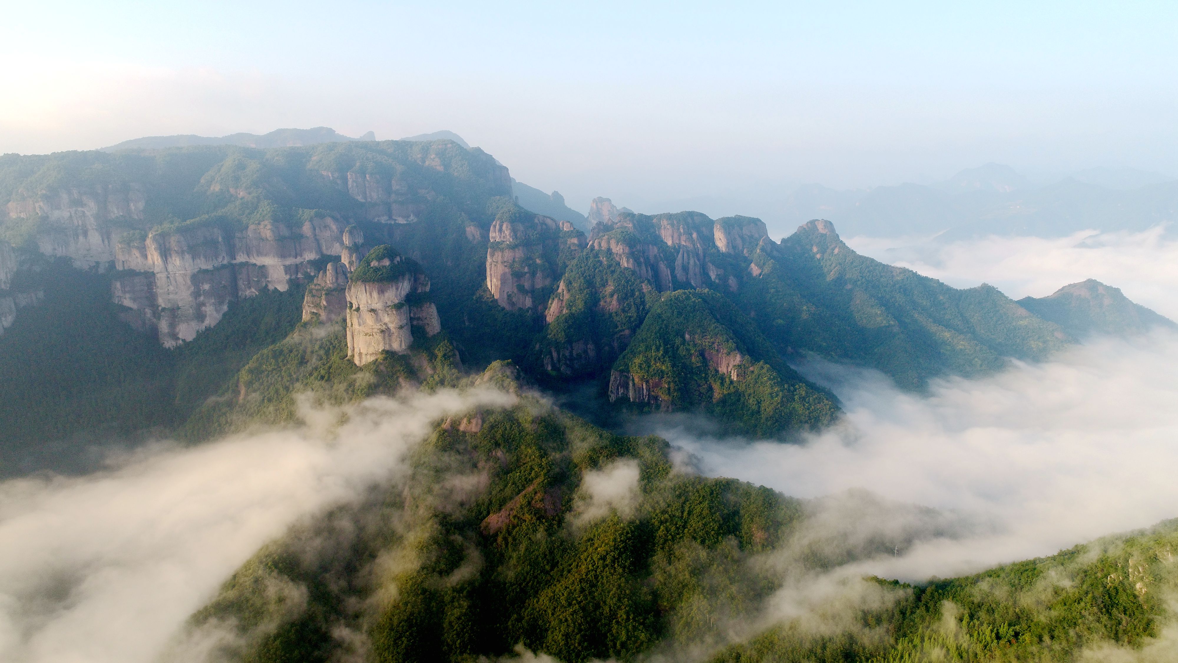 浙江仙居:神仙居国家公园 云雾缥缈如仙境