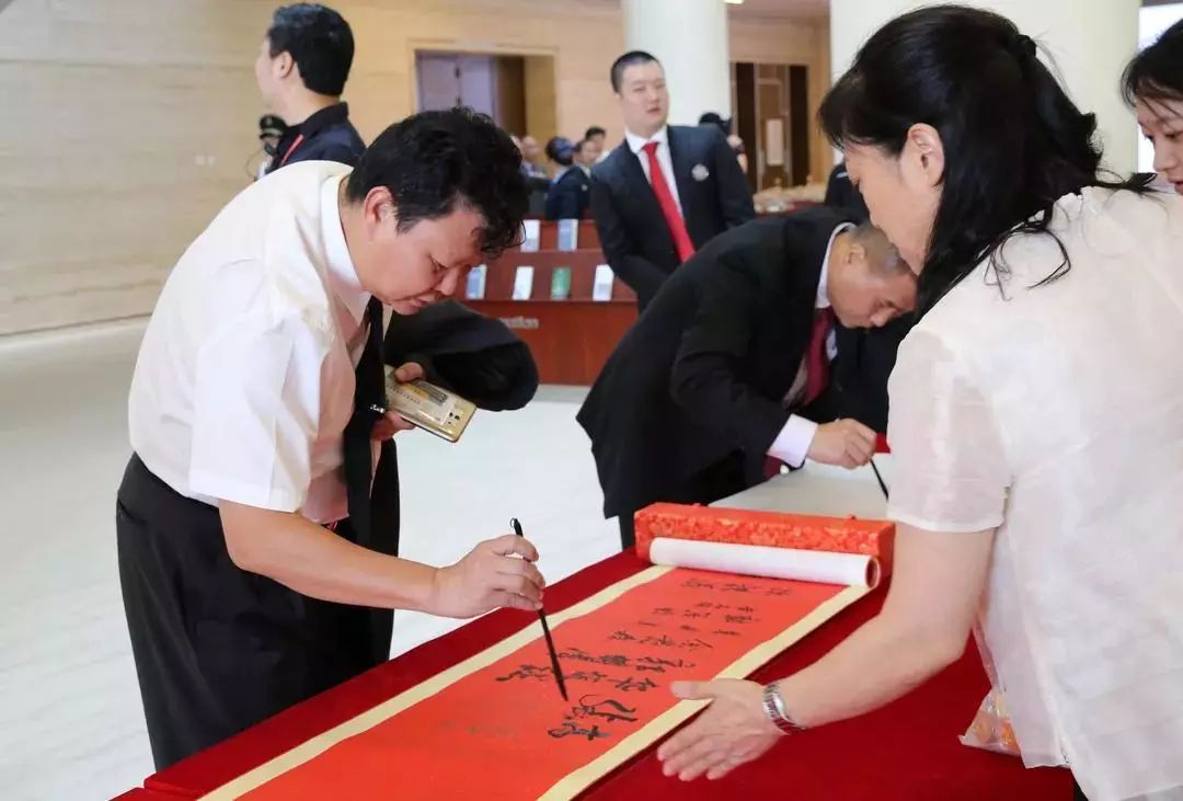 卢伟聪,中央人民政府驻香港特别行政区联络办公室警联部部长李江舟