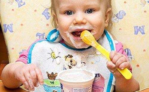小孩常喝酸奶好不好