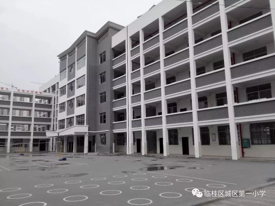 桂林市雁山区中学桂林市雁山中学学校创建于8年,学校傍著名景点