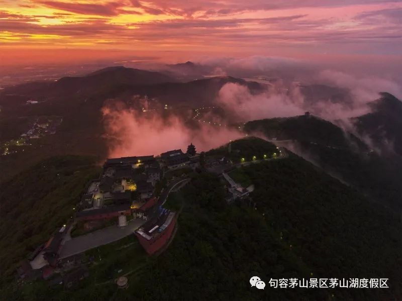 寻了古韵风光中的历史气息 在茅山湖你会看见 另一种生活方式 万里