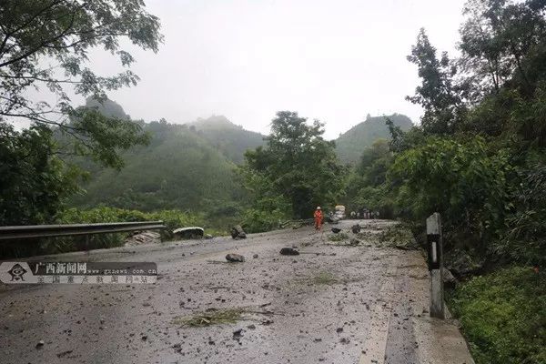 河池金城江区建成区人口_金城江区第五小学交警(2)