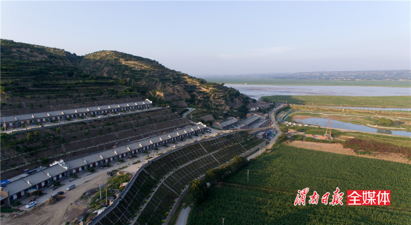 合阳县百良镇岔峪村东临黄河,西压徐水河之末,北依百良镇,南靠坊镇,是