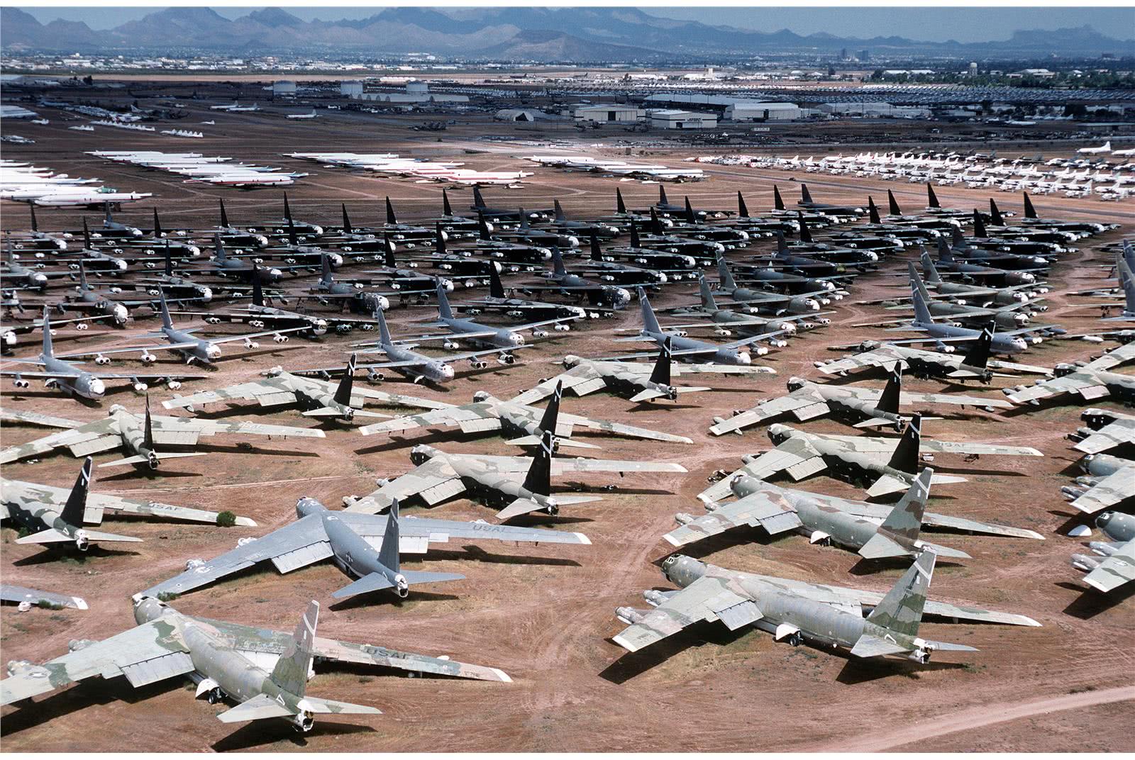 世界最壮观飞机坟场:数千退役机扎堆集合 大部分可以