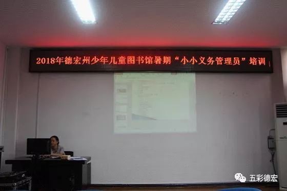 大学图书馆招聘_成都2所大学跻身世界500强 第二所亮了(3)