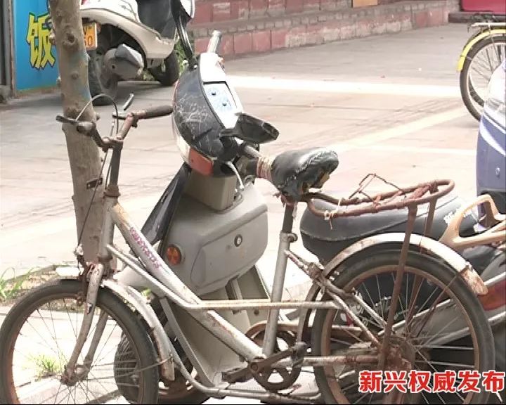 市民 市民 阻碍交通而且阻碍我们停车,建议下商家不要把烂单车,雪糕