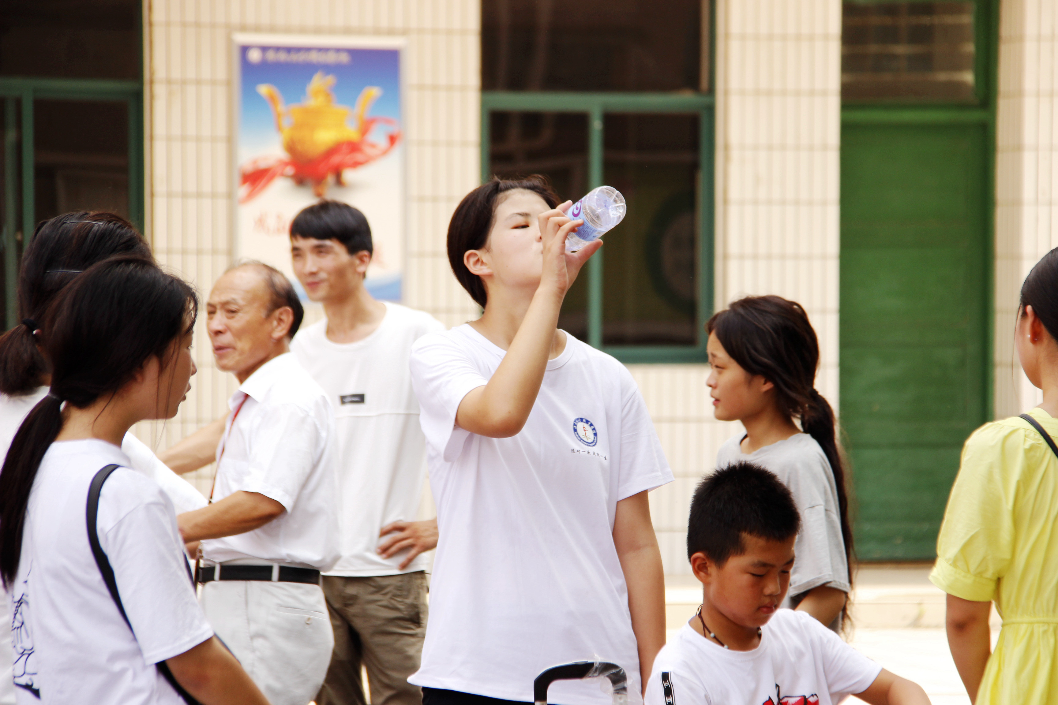 安徽淮南有一所女子学校,今天开学了!