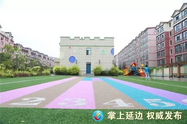 8月7日,记者来到位于延吉市东明新城小区院内的新蕾幼儿园了解到,目前