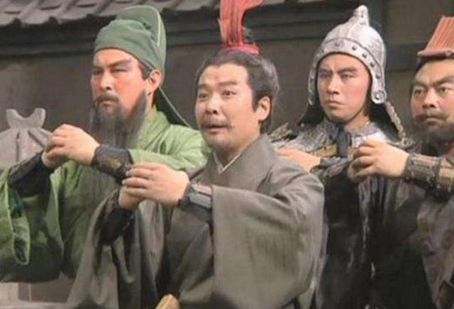 刘备的四个贵人中,第一个是关羽和张飞(两人发挥的作用一样,合在一起